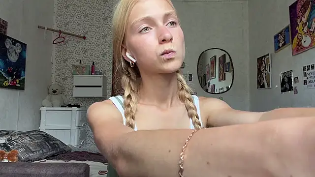 AliceGilbert_'s Live XXX Chat