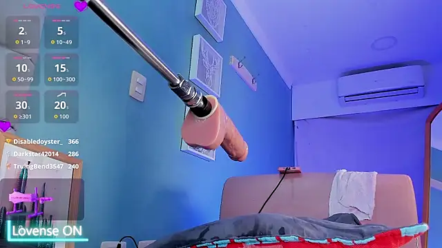 Chat +18 de Luna_Raay ao vivo