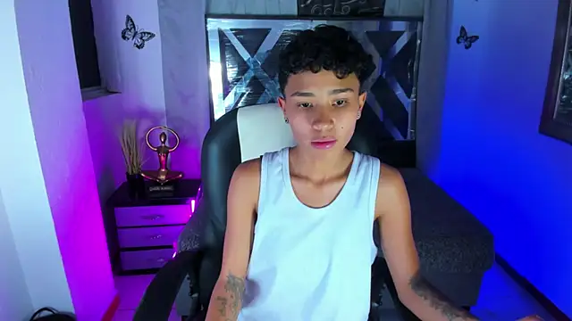 Chat +18 de nova_sex01 ao vivo