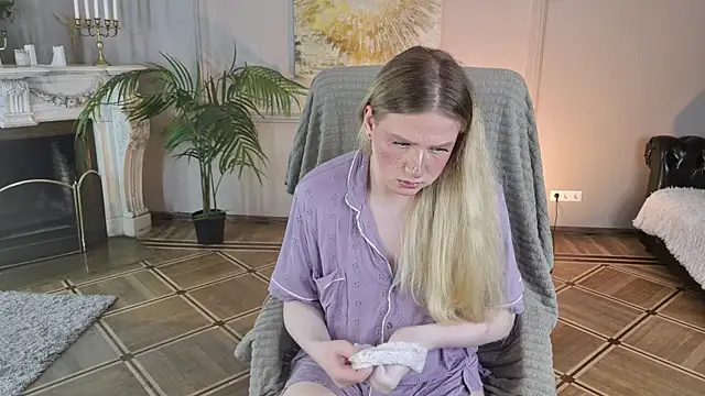 Jes_Solar Chat XXX in diretta