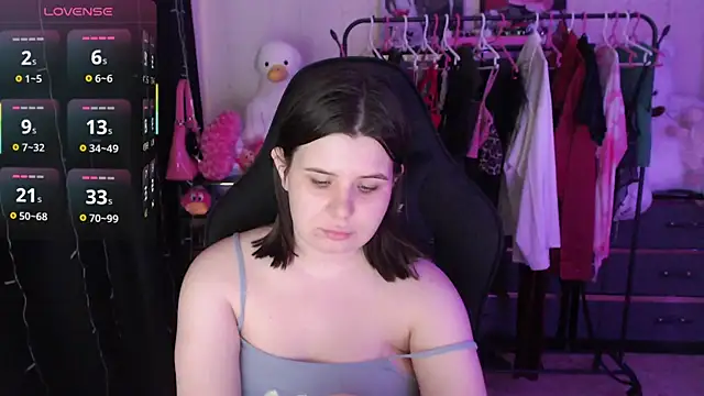 AmyVibess' Live XXX Chat