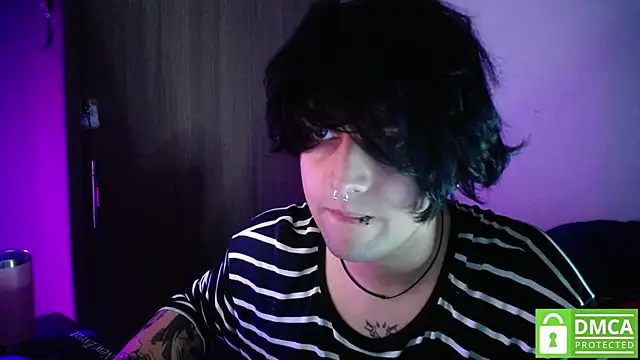Chatroom XXX en direct de Greg_leach