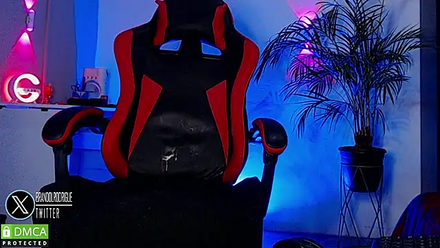 Chat XXX ao vivo de Diilanhott