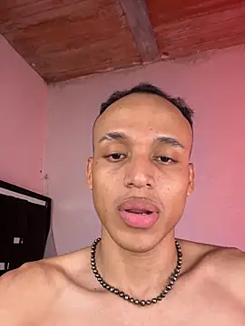 Chatroom XXX en direct de johnny_zhang