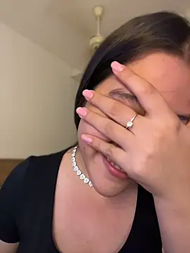 Nhefertary's Live XXX Chat