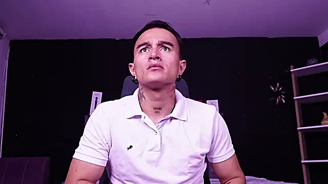 LiamDeep's Live XXX Chat
