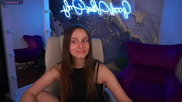 TinyNatalie live XXX chat