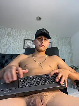 Lander_Cruz Adlı Modelin Canlı XXX Sohbeti
