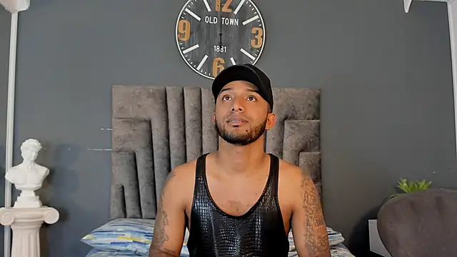 XXX chat uživo modela Robin_Rief