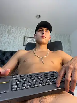 Lander_Cruz Adlı Modelin Canlı XXX Sohbeti