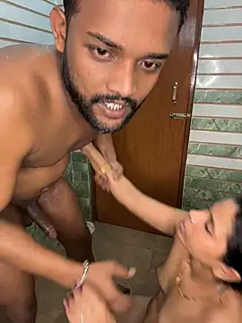 Sexy_Horny_Couple's Live XXX Chat