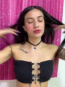 MiQeilaSweet Adlı Modelin Canlı XXX Sohbeti