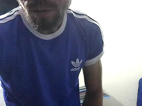 thomas2wood's Live XXX Chat