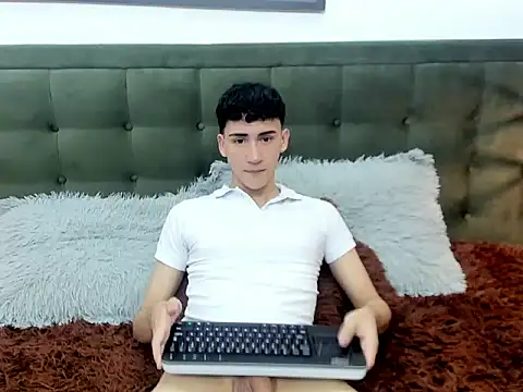 cml0_ live XXX chat