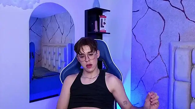 Chat XXX en directo de Tom_Parker_