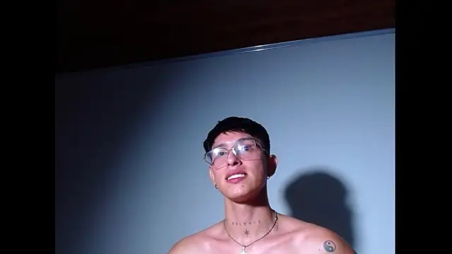 rowanbig live XXX chat