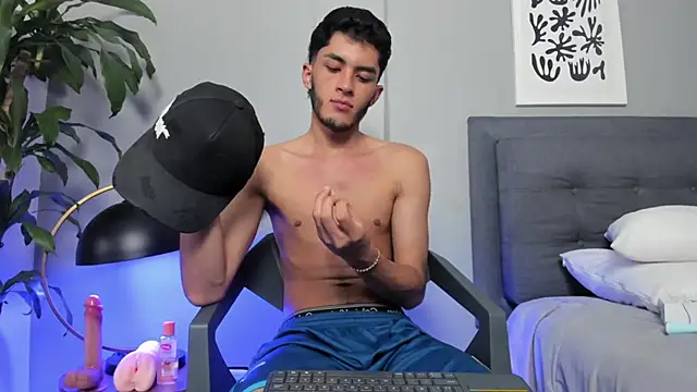 Tylerffoxx élő XXX-chatje