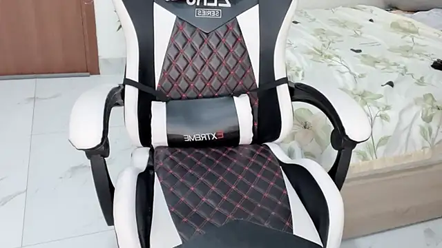 Chat XXX ao vivo de Ni-Ni_2K