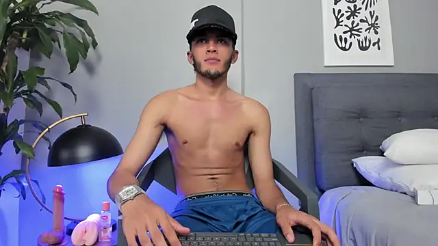 Tylerffoxx 即時 XXX 聊天