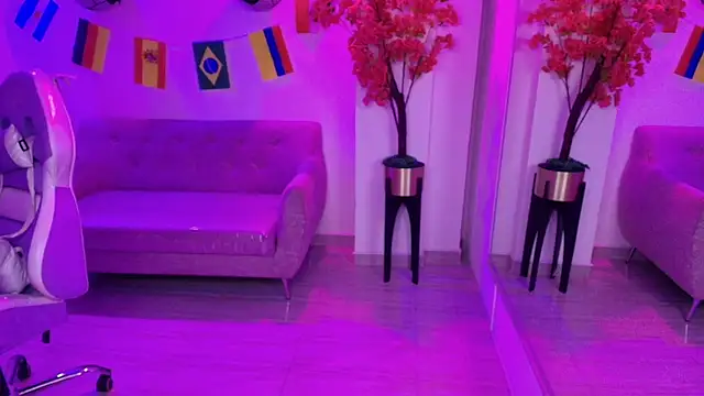 XXX chat uživo modela Anie_johnson