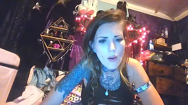 allymoon1369's Live XXX Chat