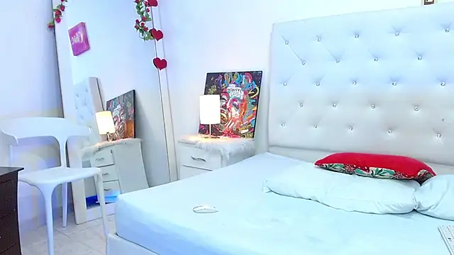 petitecherry_ Adlı Modelin Canlı XXX Sohbeti
