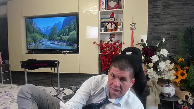 Онлайн чат XXX SpartacusDaddy48