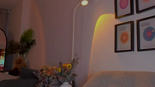 Živý XXX chat MelyTaylor_