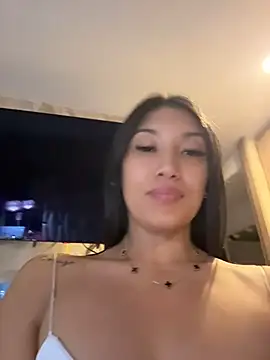 Sara_fun élő XXX-chatje