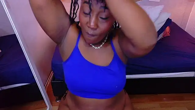 Chat XXX en directo de kiara_evanss