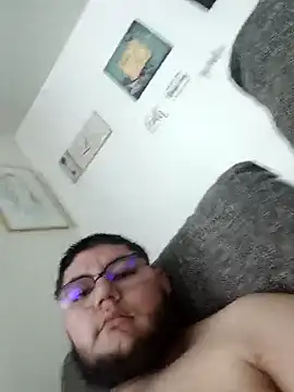 XXX chat uživo modela Bigdaddy-Marc