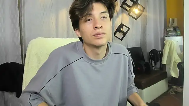 Marcovioletn Live XXX chat