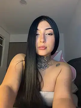 Lilith_blaze_FgのライブXXXチャット