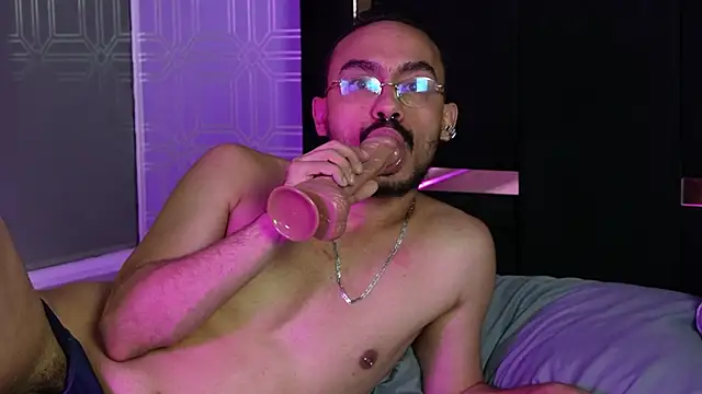 Онлайн чат XXX thomas_montiel
