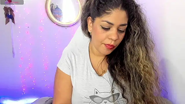 دردشة Mavlatin22 الجنسية المباشرة