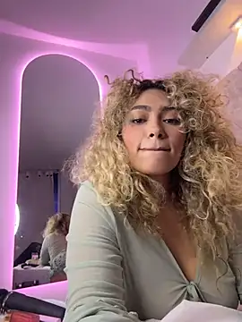 Czat XXX na żywo – Maddy_Beluci