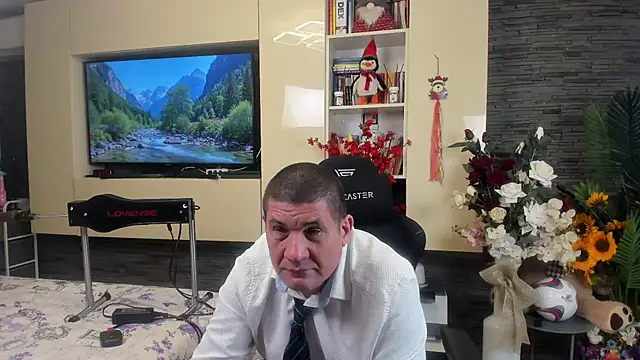 SpartacusDaddy48 Live XXX-chat