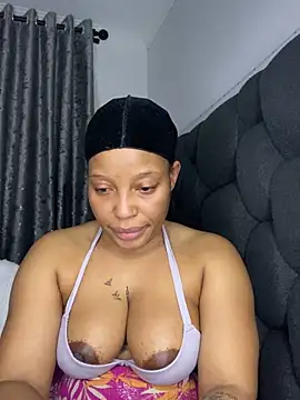 RainBougie Live XXX-chat