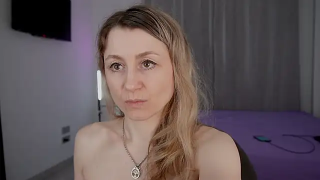 __Milana____ – Live XXX-chat