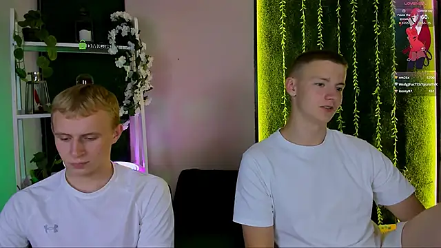 Živý XXX chat noah_nero
