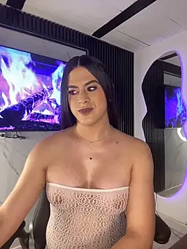 Naughtysofiaa – Naživo XXX chat