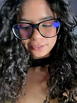 Simone_Miller XXX чат на живо