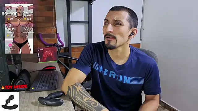 Marck_Muscle Adlı Modelin Canlı XXX Sohbeti