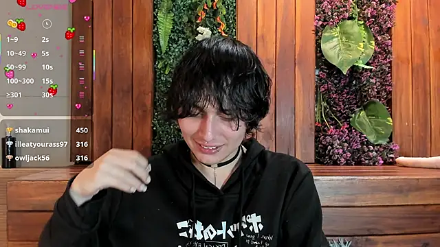 XXX chat uživo modela Brunodeluca_