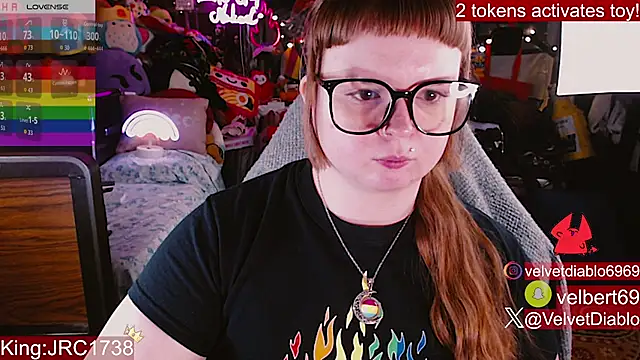 Chat +18 de VelvetDiablo ao vivo