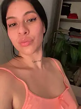 Holly_velvett XXX чат на живо