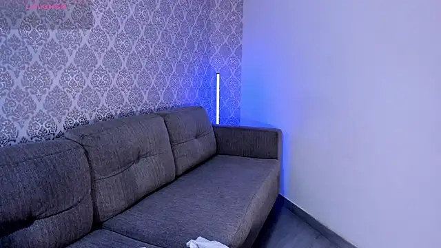 NohaCooper's Live XXX Chat
