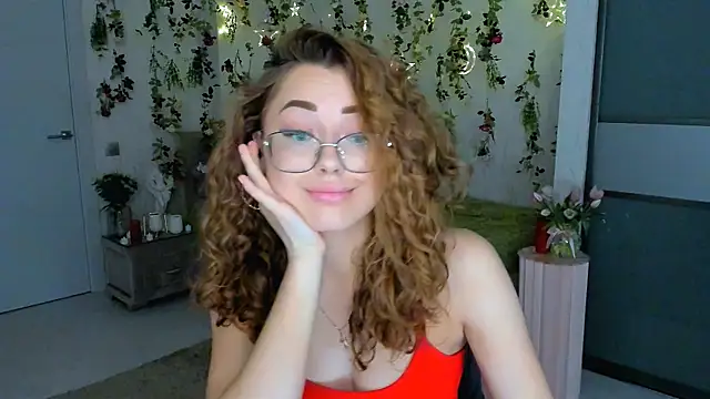 SereneFlame Chat XXX live