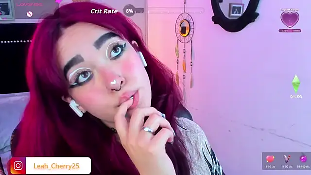 XXX chat uživo modela Leah_cherry