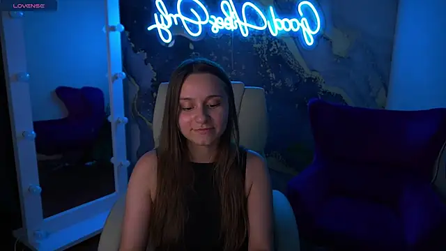 TinyNatalie's Live XXX Chat